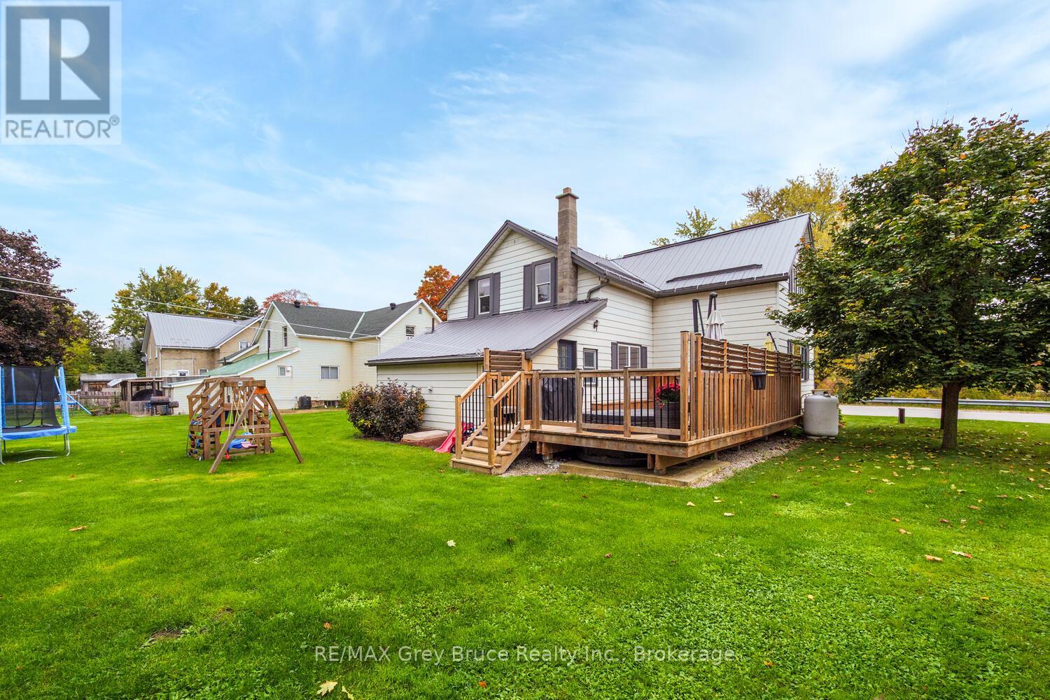 13 King Street, Brockton, Ontario  N0G 1J0 - Photo 27 - X12608924