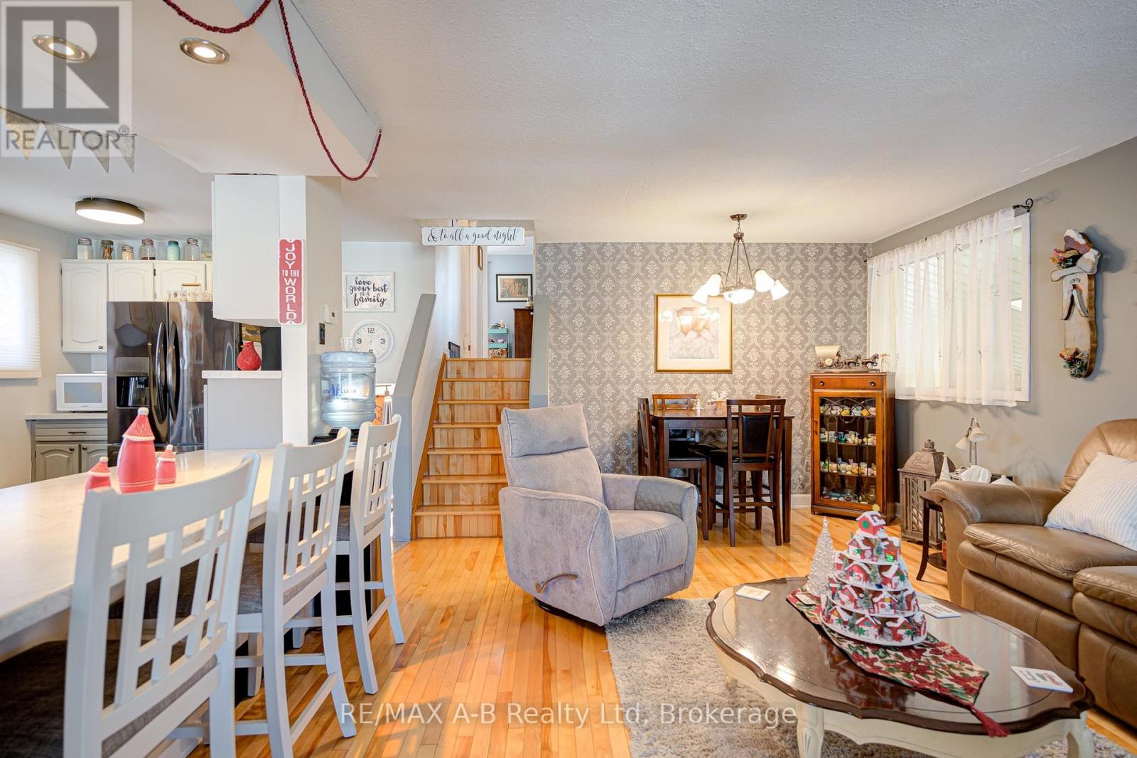 231 Whitelock Street, Stratford, Ontario  N5A 7L2 - Photo 12 - X12608936