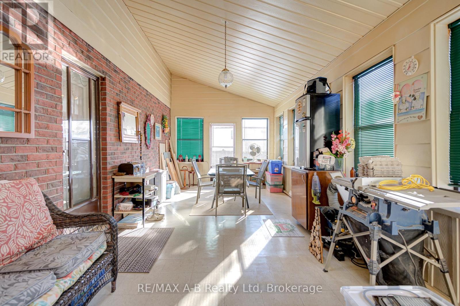 231 Whitelock Street, Stratford, Ontario  N5A 7L2 - Photo 26 - X12608936