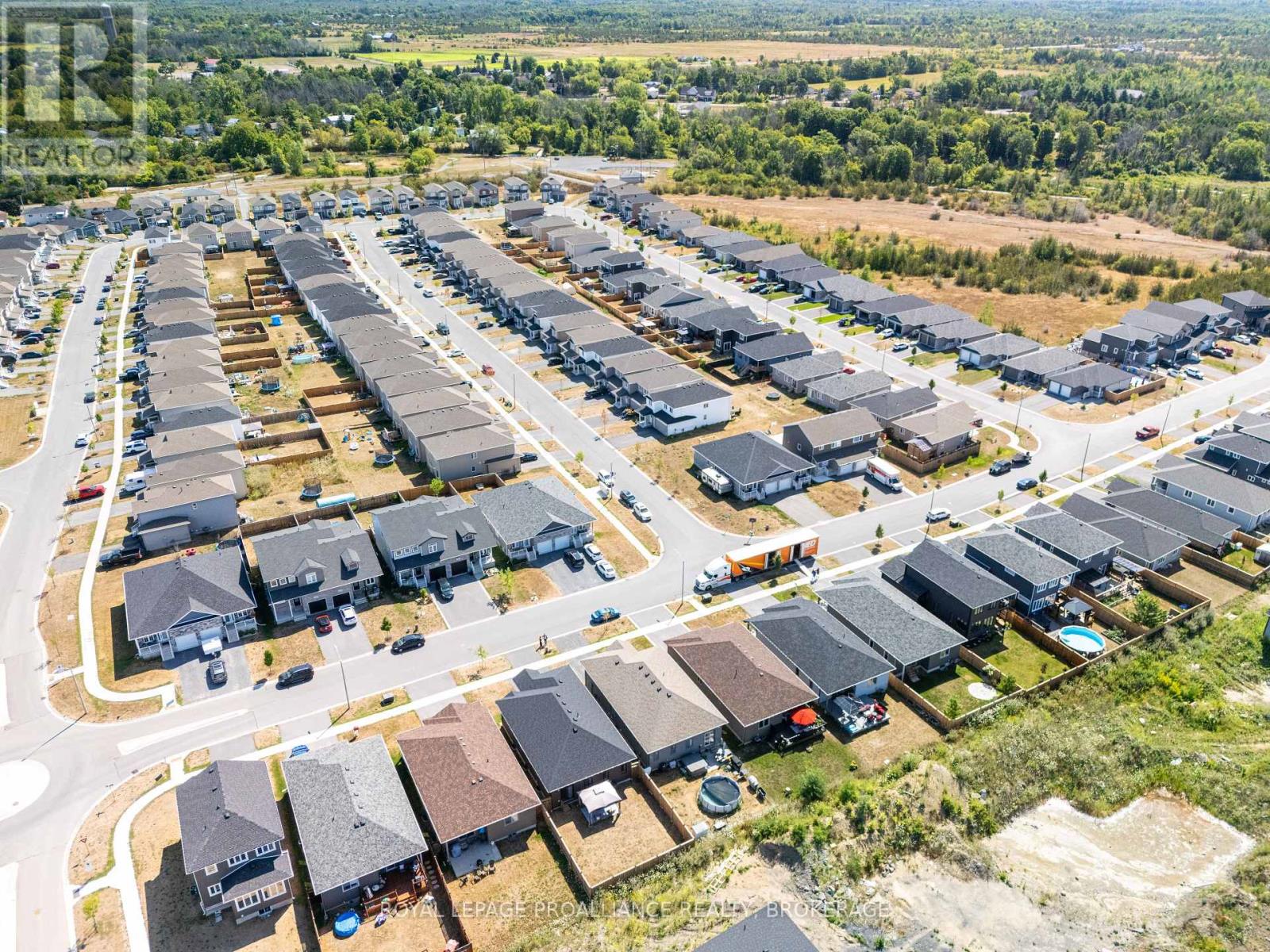 60 Potter Drive, Loyalist, Ontario K0H 2H0 - Photo 33 - X12383077