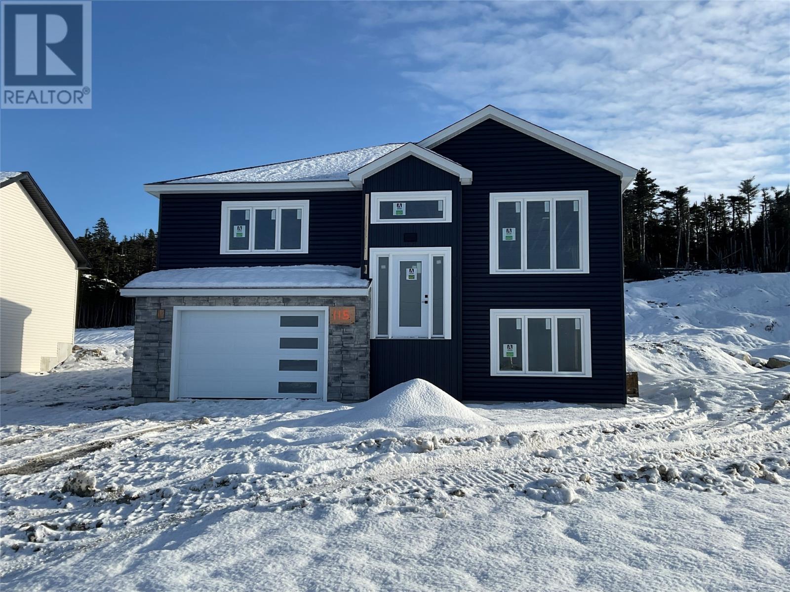 115 Sgt Donald Lucas Drive, Paradise, Newfoundland & Labrador  A1L 4L3 - Photo 1 - 1292324