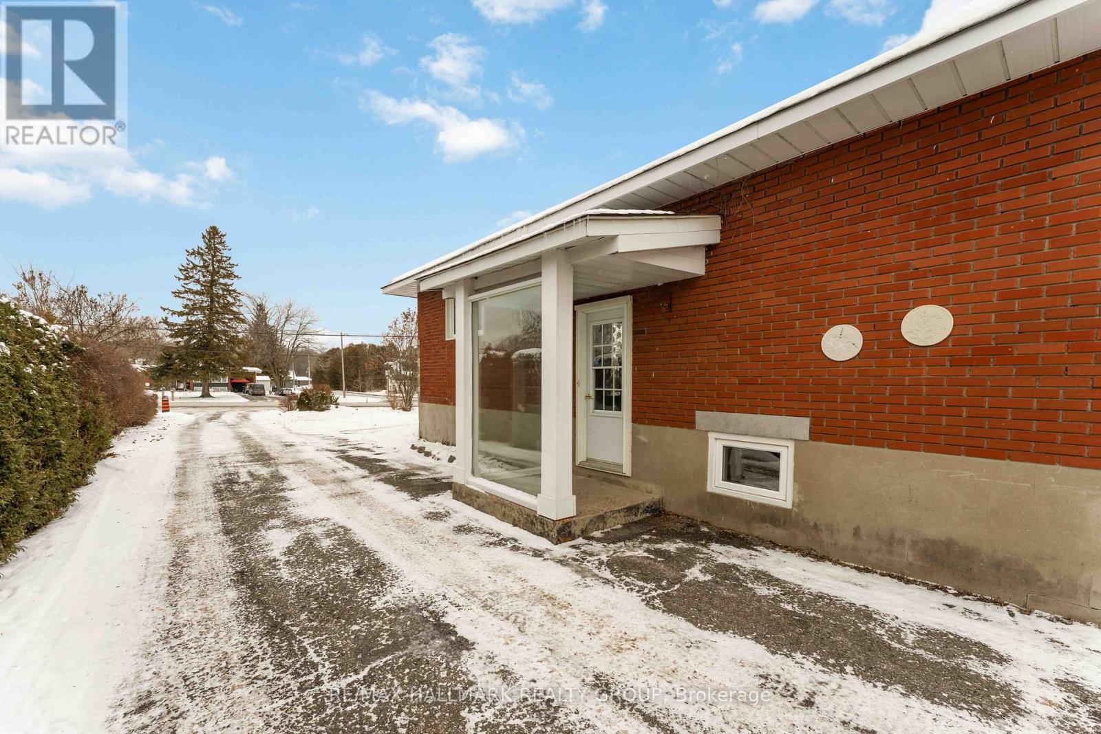 3654 Navan Road, Ottawa, Ontario  K4B 1H9 - Photo 32 - X12608932