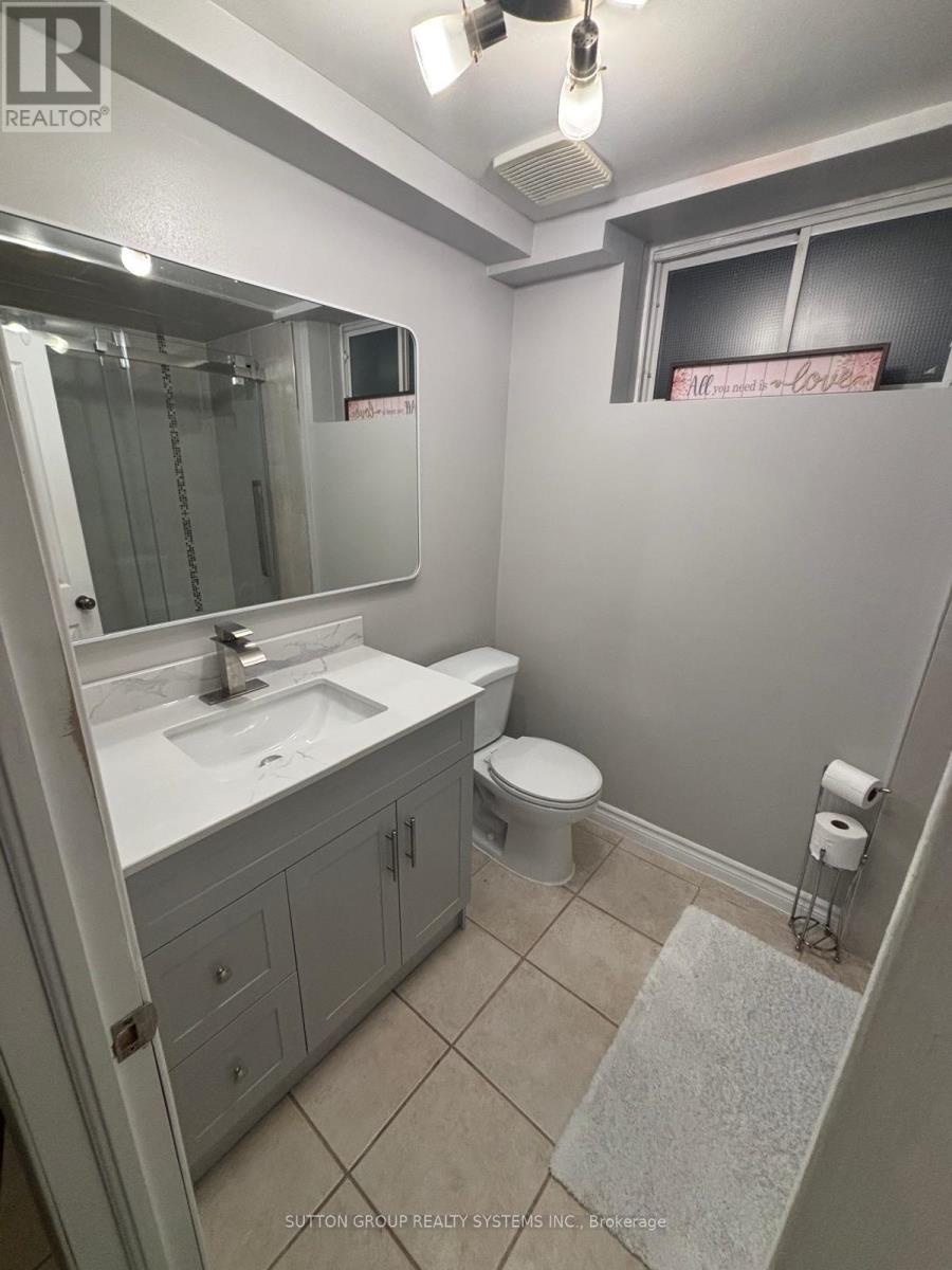 Bsmt - 62 Laidlaw Drive, Barrie, Ontario  L4N 7W2 - Photo 6 - S12597282