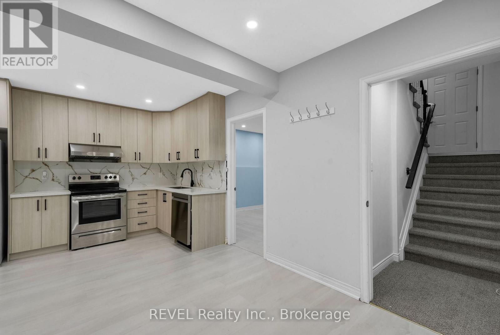 8172 Harvest Crescent, Niagara Falls, Ontario  L2H 3G4 - Photo 25 - X12608904