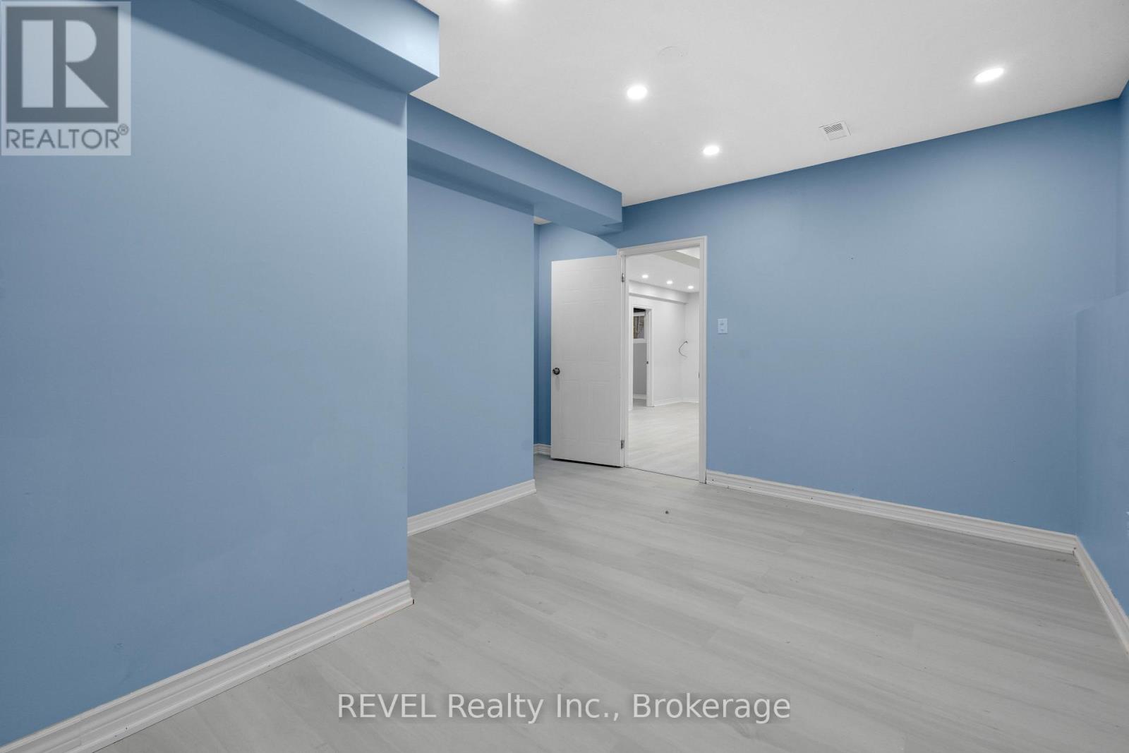 8172 Harvest Crescent, Niagara Falls, Ontario  L2H 3G4 - Photo 34 - X12608904