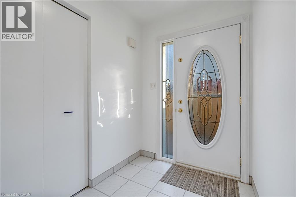 71 Edgemere Drive, Cambridge, Ontario N1P 1B3 - Photo 5 - 40784138