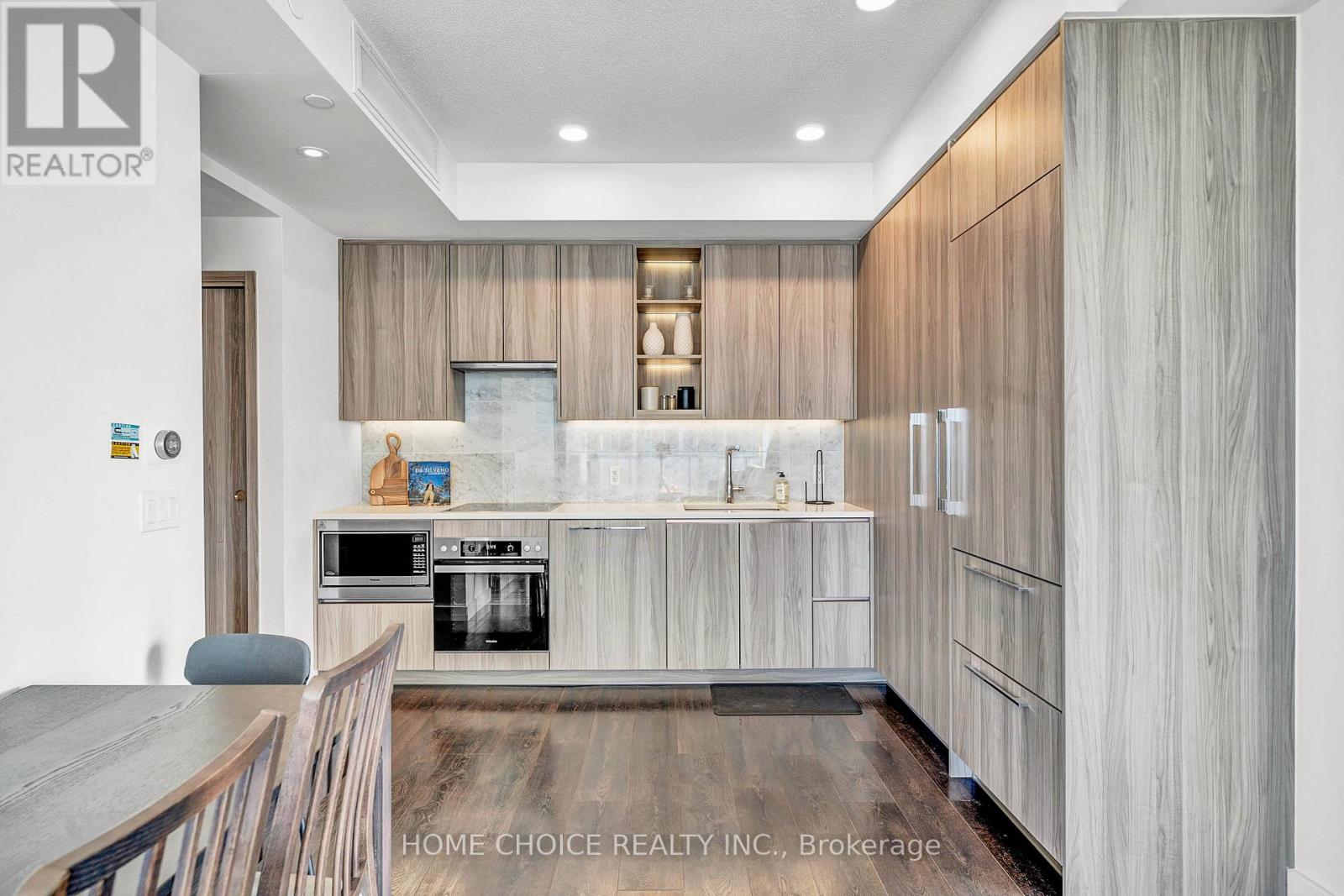 95 Mcmahon Drive, Toronto, Ontario  M2K 0H2 - Photo 13 - C12608928