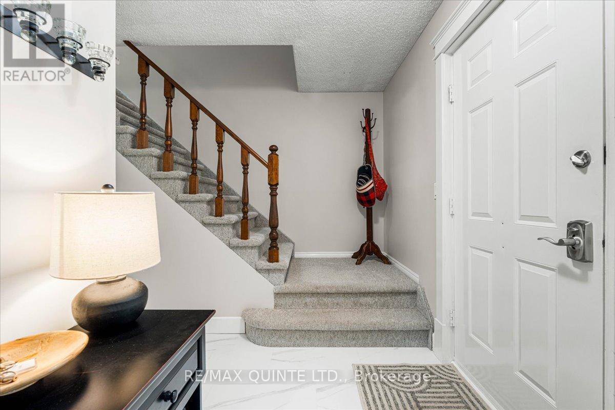 57 Kensington Crescent, Belleville, Ontario  K8P 4T4 - Photo 10 - X12294507