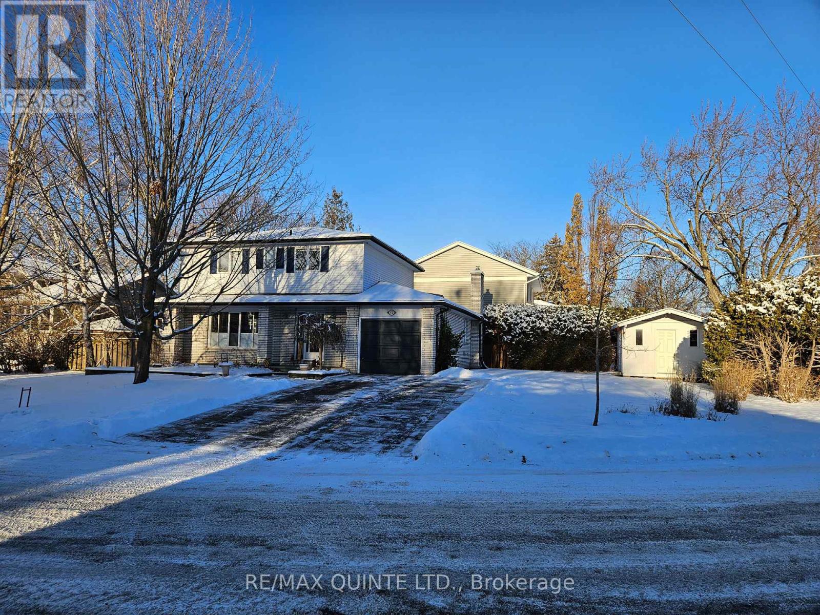 57 KENSINGTON CRESCENT, Belleville, Ontario
