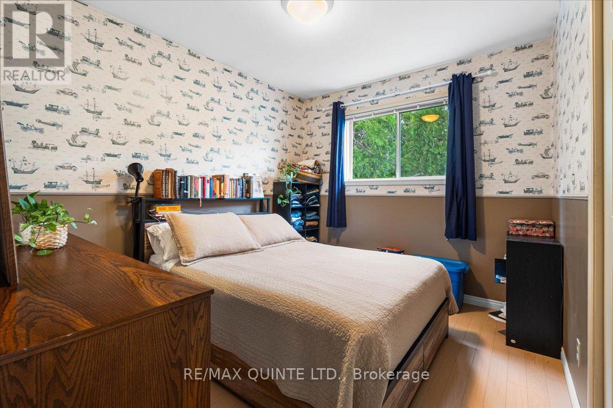 57 Kensington Crescent, Belleville, Ontario  K8P 4T4 - Photo 23 - X12294507