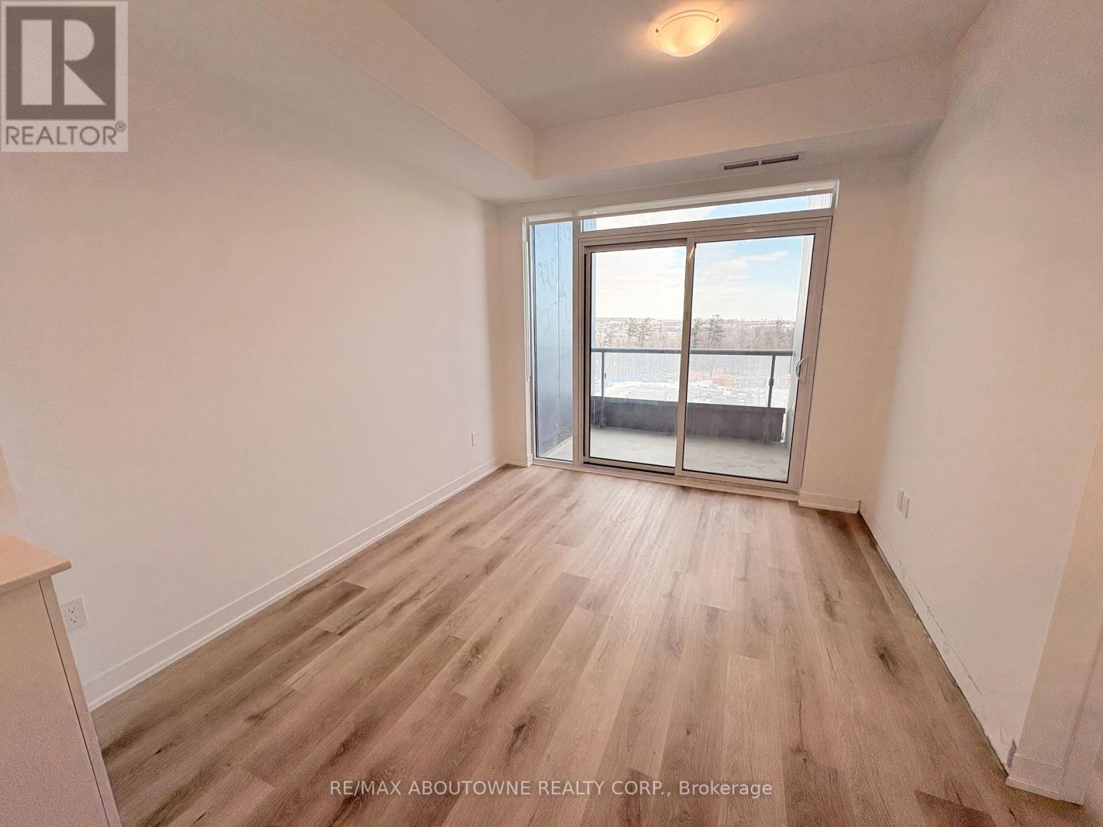 706 - 474 Caldari Road, Vaughan, Ontario  L4K 0R5 - Photo 6 - N12608902