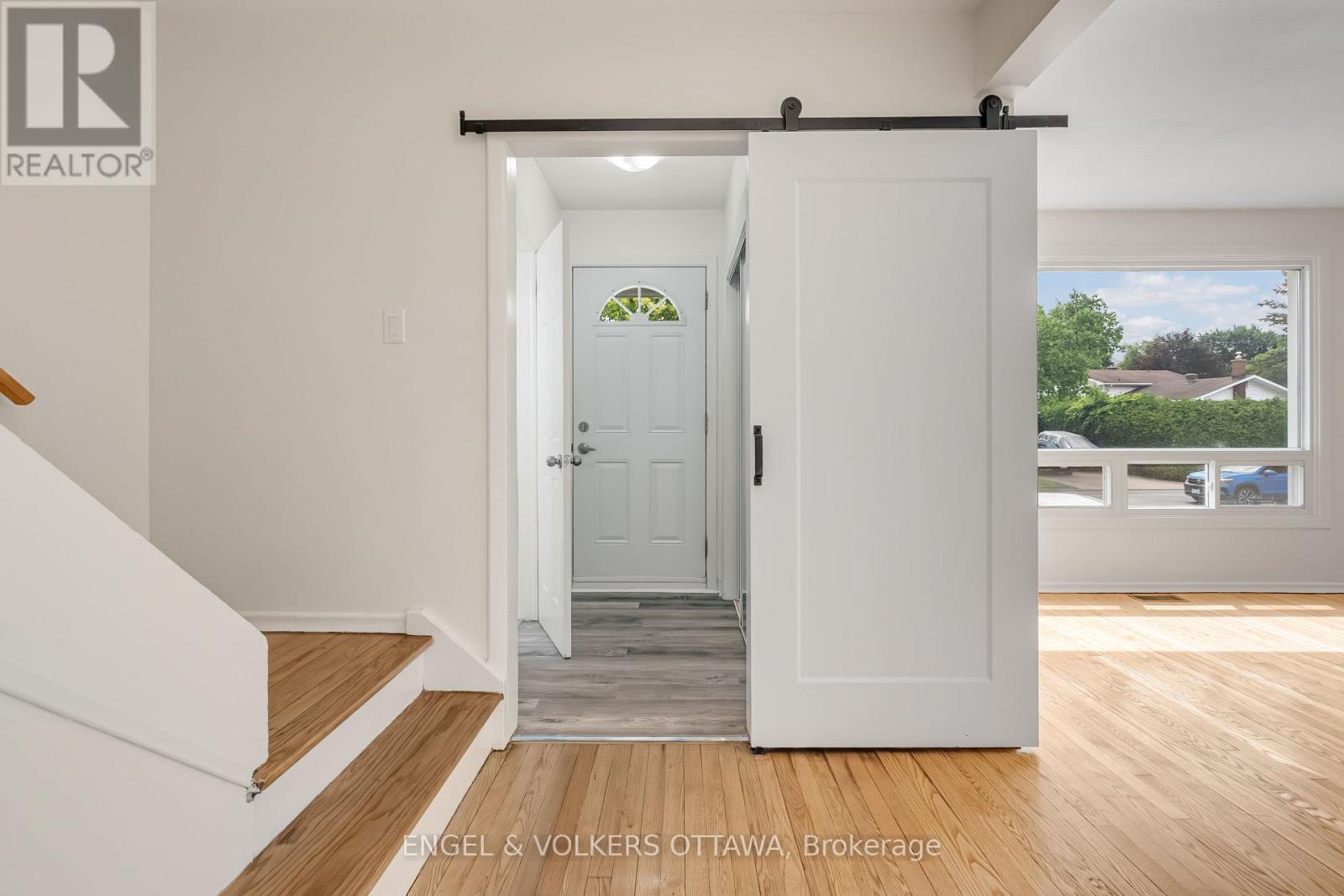 2726-2728 Colman Street, Ottawa, Ontario  K1V 8J9 - Photo 19 - X12471258