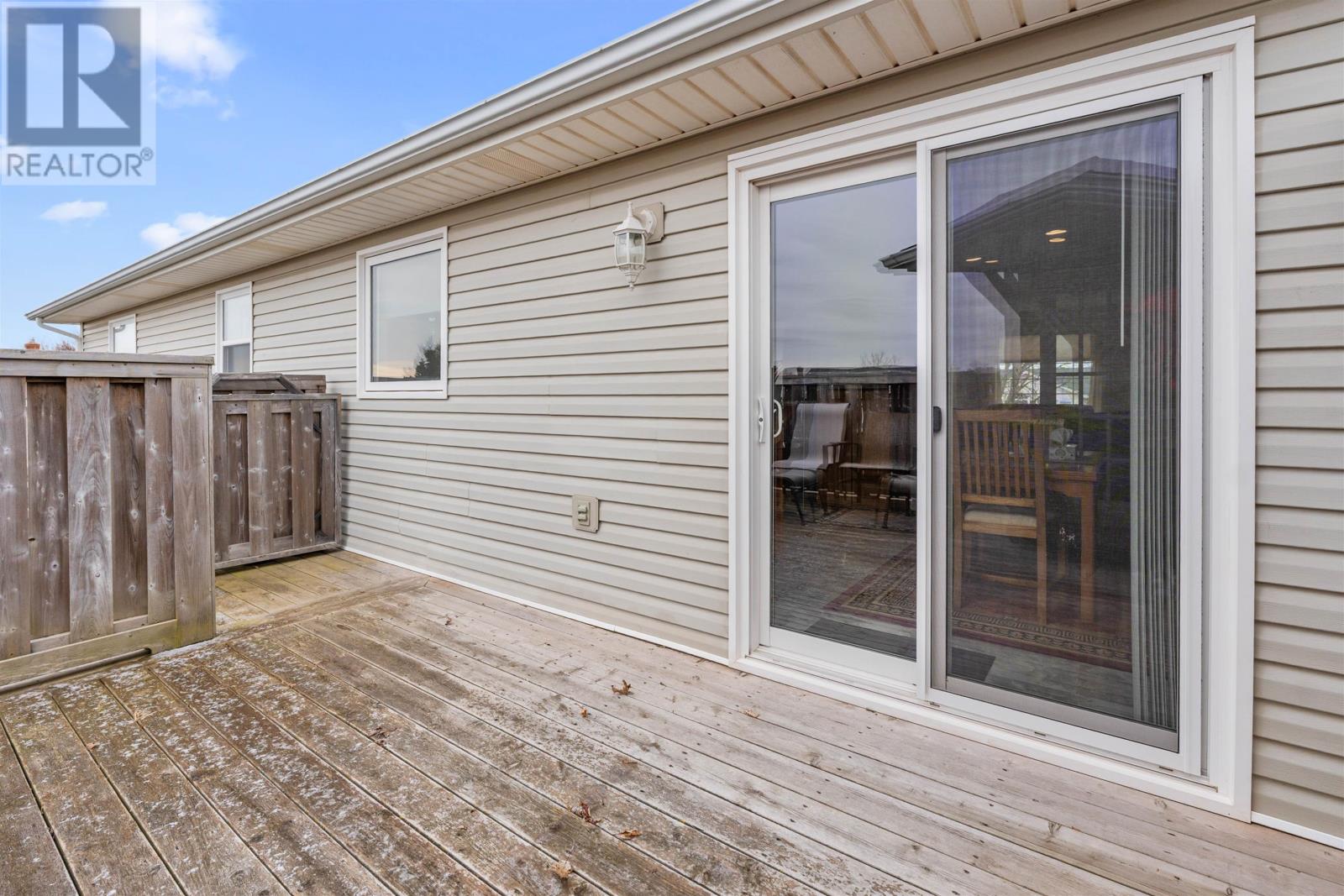 74 Hillside Drive, Summerside, Prince Edward Island C1N 6K3 - Photo 34 - 202529160