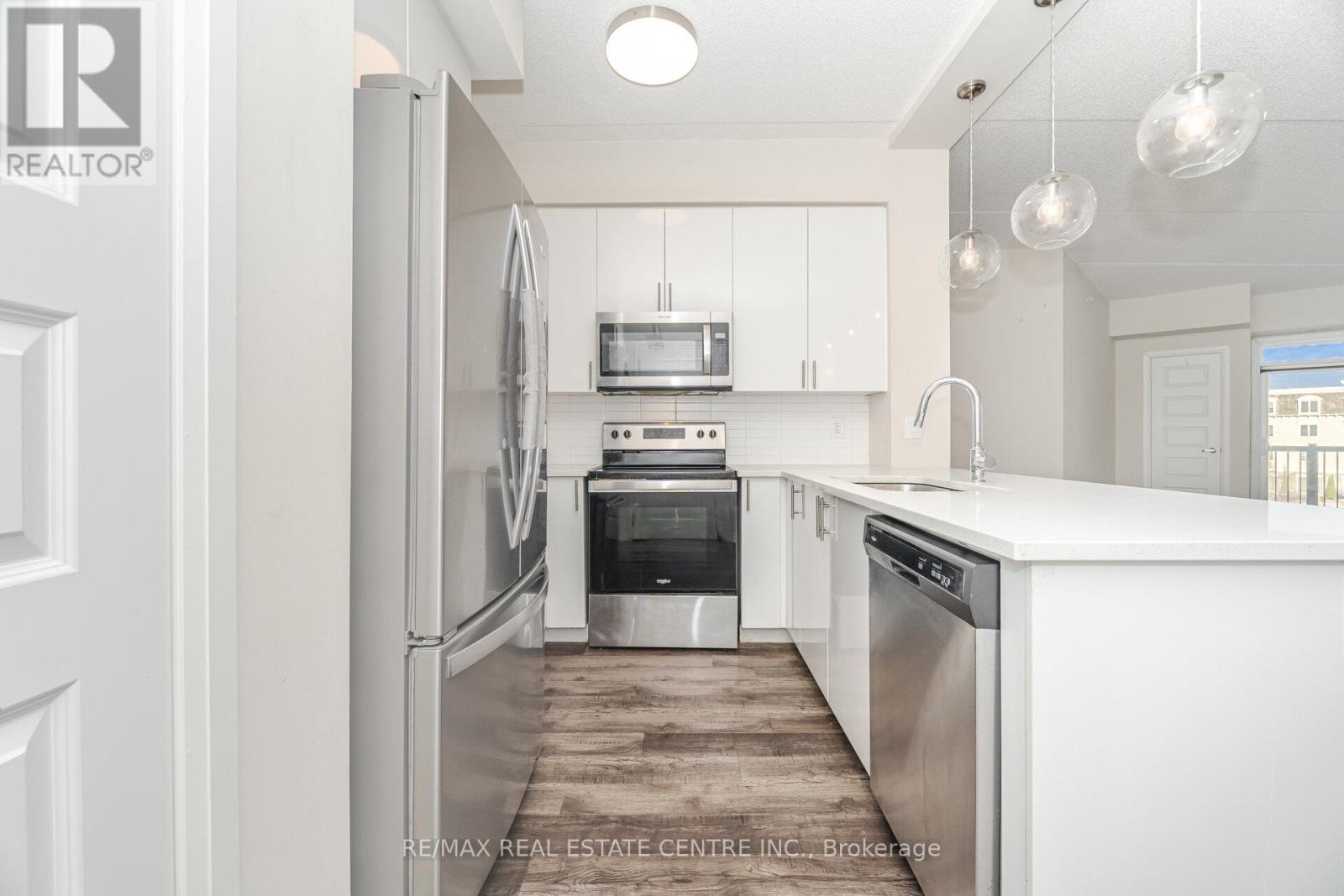 320 - 610 Farmstead Drive, Milton, Ontario  L9T 8X5 - Photo 10 - W12608900