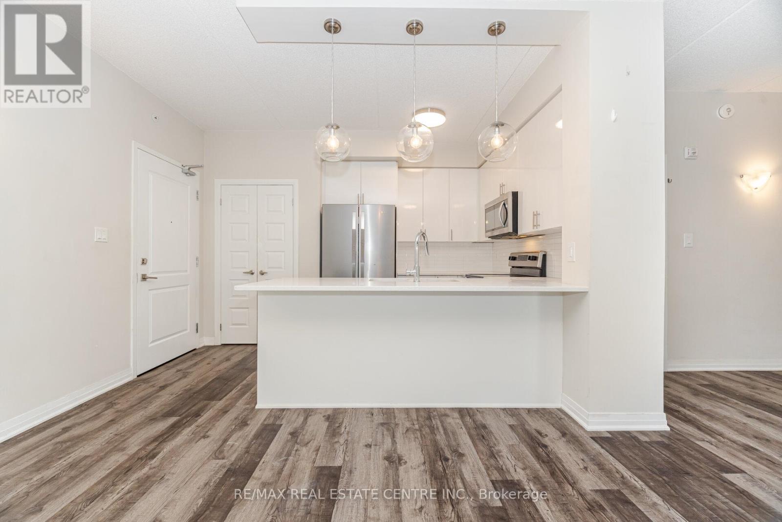 320 - 610 Farmstead Drive, Milton, Ontario  L9T 8X5 - Photo 13 - W12608900