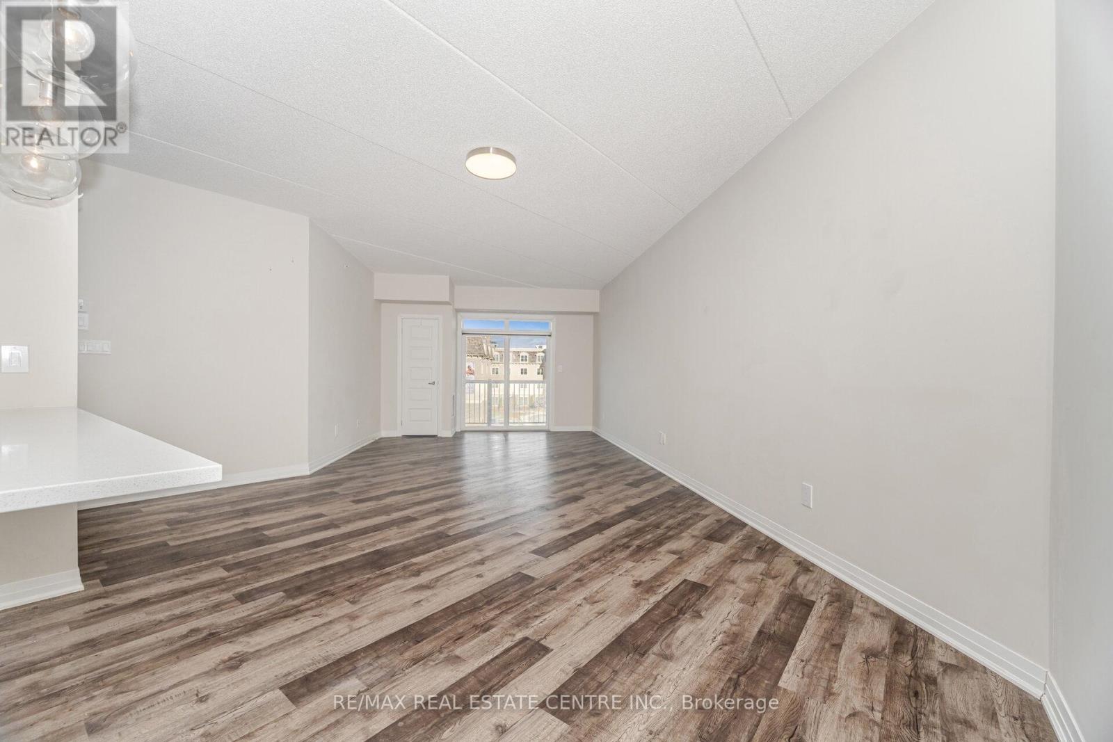 320 - 610 Farmstead Drive, Milton, Ontario  L9T 8X5 - Photo 16 - W12608900