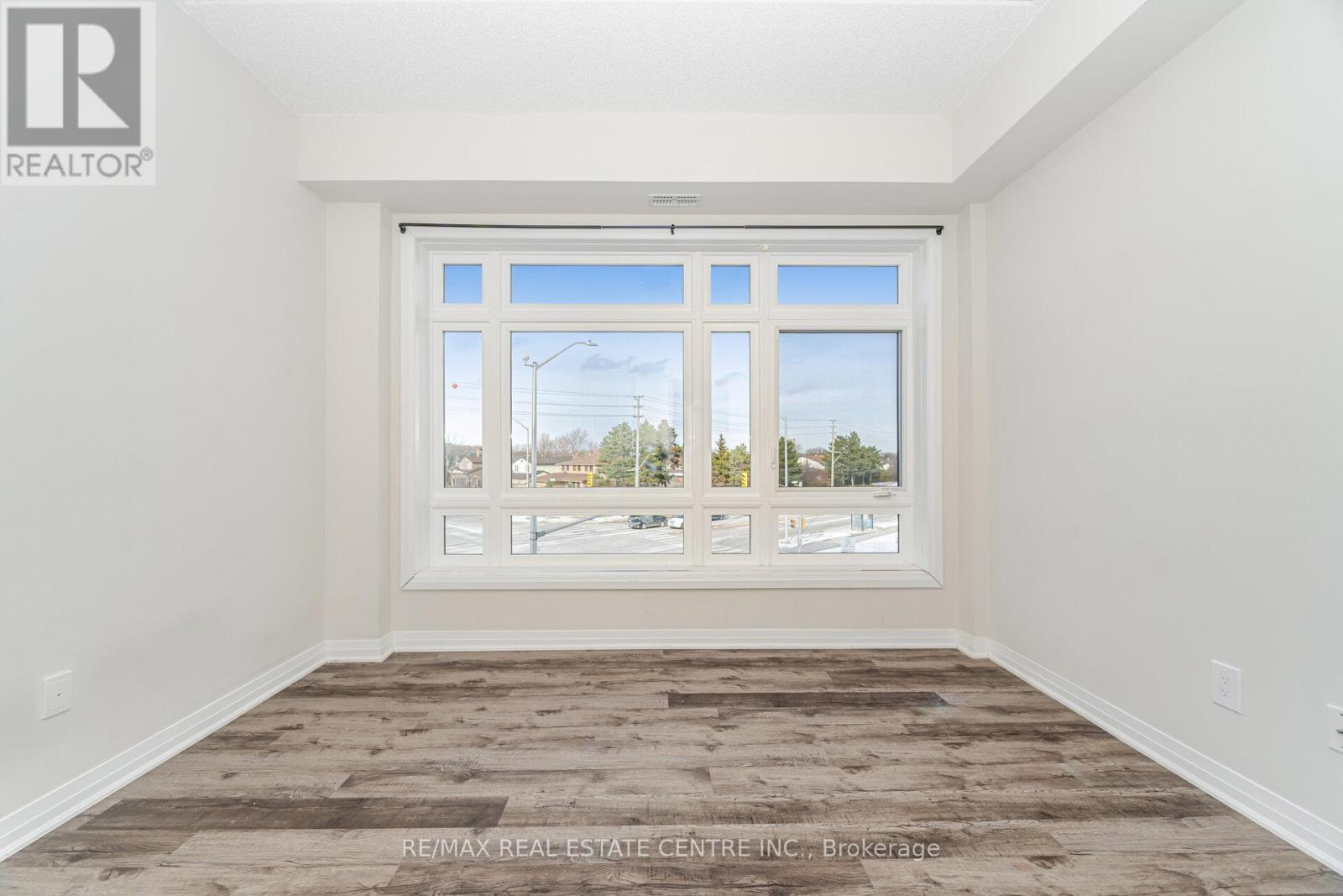 320 - 610 Farmstead Drive, Milton, Ontario  L9T 8X5 - Photo 27 - W12608900