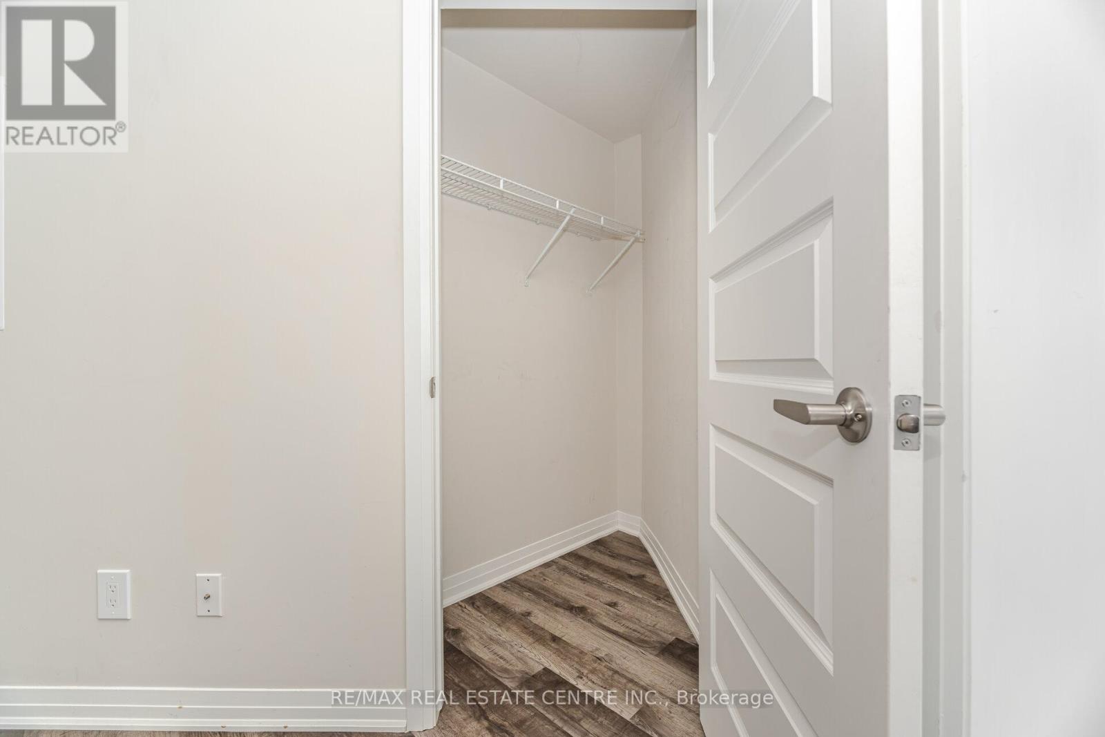 320 - 610 Farmstead Drive, Milton, Ontario  L9T 8X5 - Photo 31 - W12608900