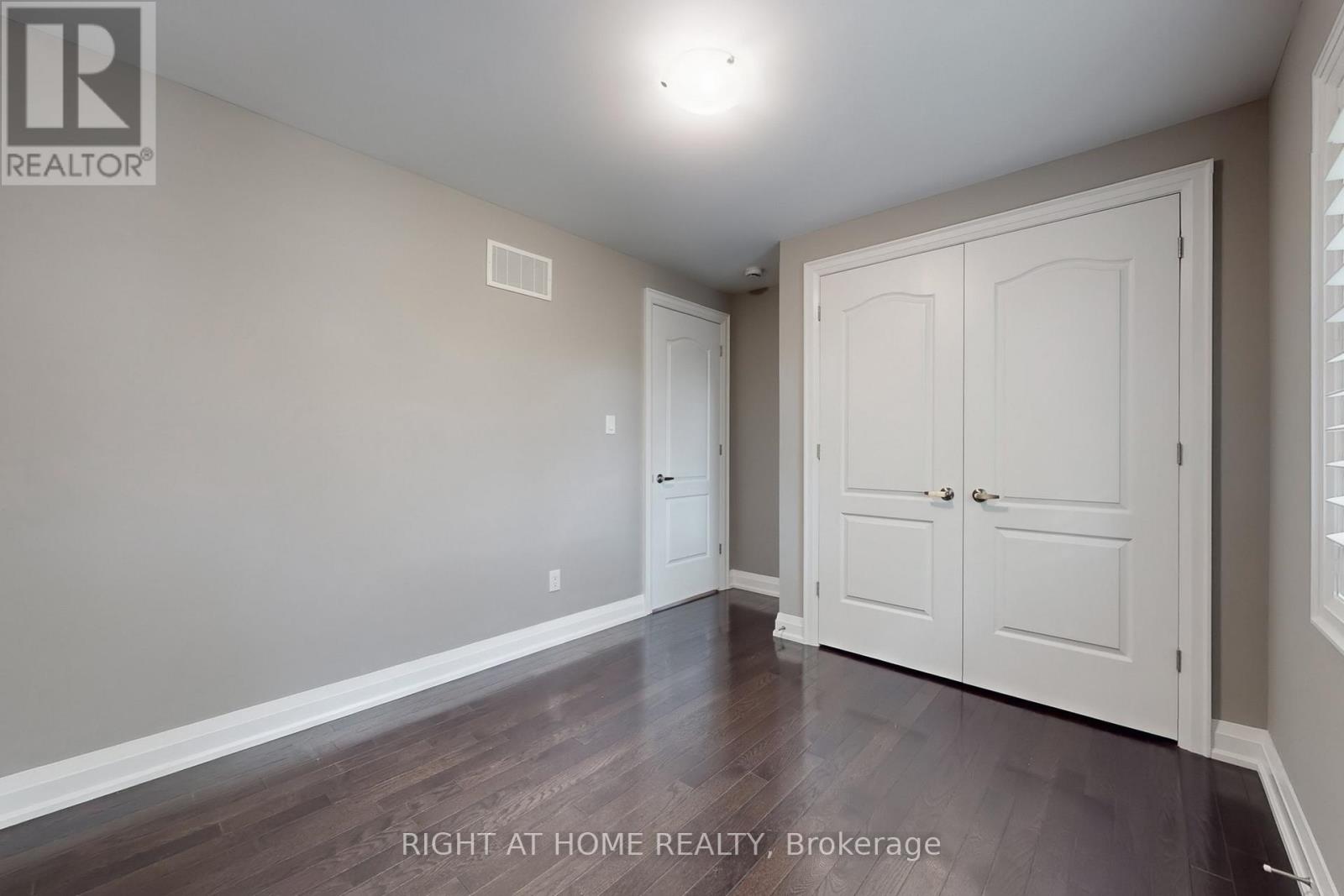 2003 Deerview Common, Oakville, Ontario  L6M 0Y2 - Photo 21 - W12608922