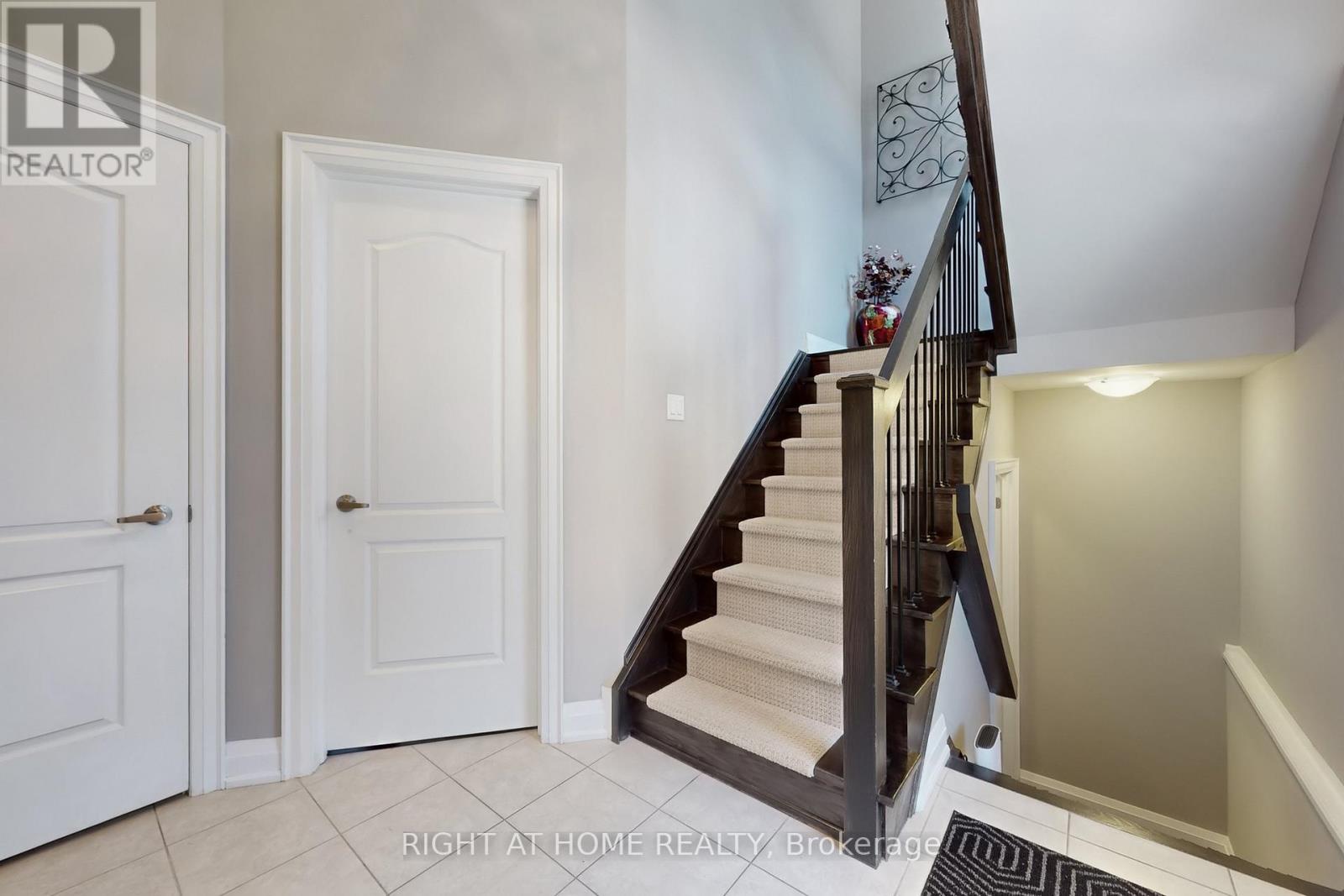 2003 Deerview Common, Oakville, Ontario  L6M 0Y2 - Photo 28 - W12608922