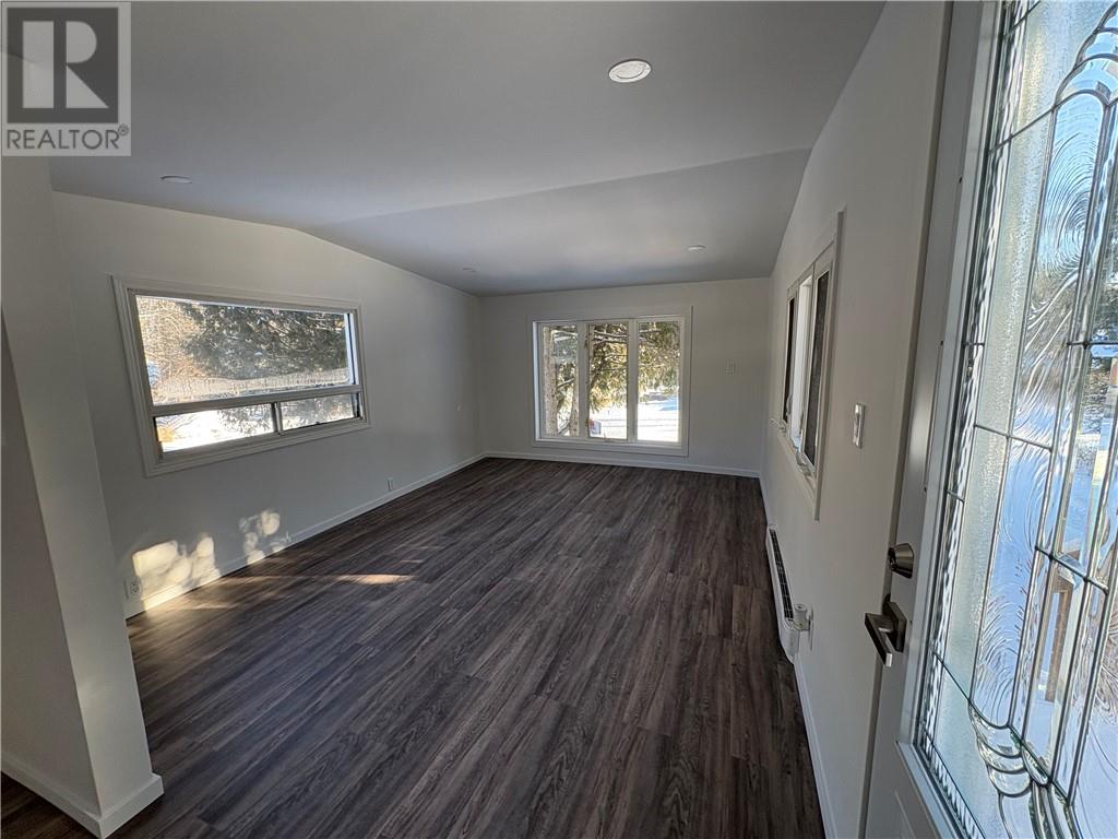 177 Park Drive Unit# 20, Wahnapitae, Ontario  P0M 3C0 - Photo 11 - 2125833