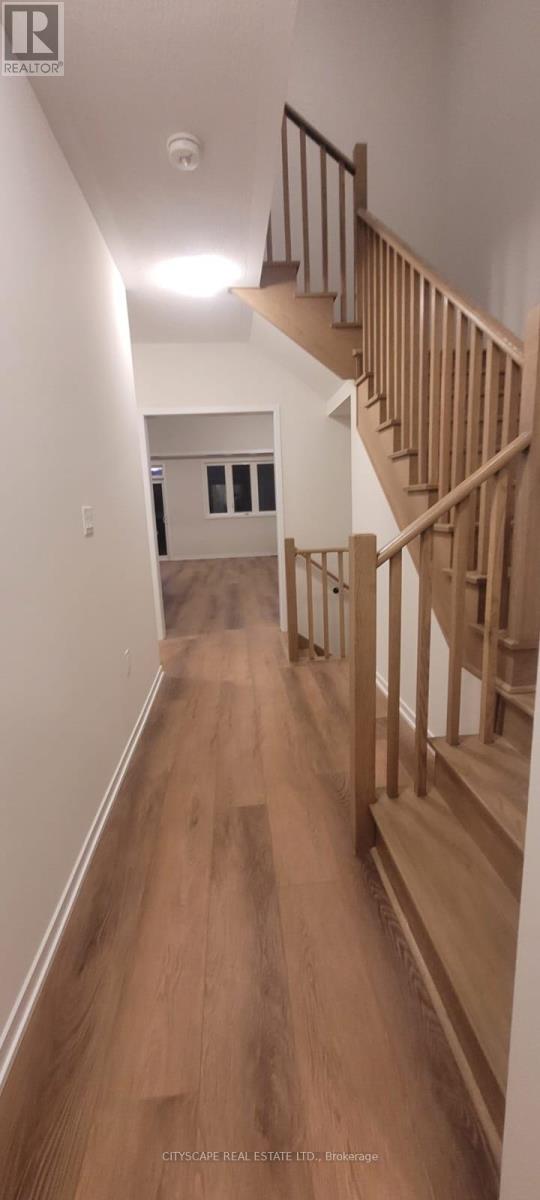 2100 Cayenne Street, Oshawa, Ontario  L1H 0H4 - Photo 4 - E12608488