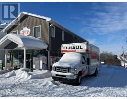 8 QUEEN STREET, North Huron, Ontario