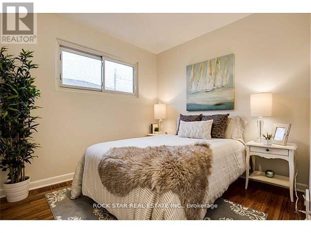 Upper - 324 East 33rd Street, Hamilton, Ontario  L8V 3T8 - Photo 5 - X12608910