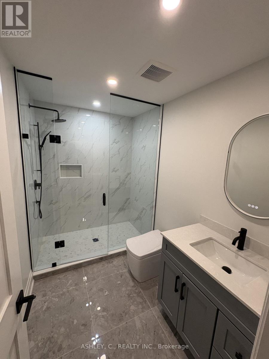 256 Mountain Road, Grimsby, Ontario  L3M 4E7 - Photo 23 - X12608930