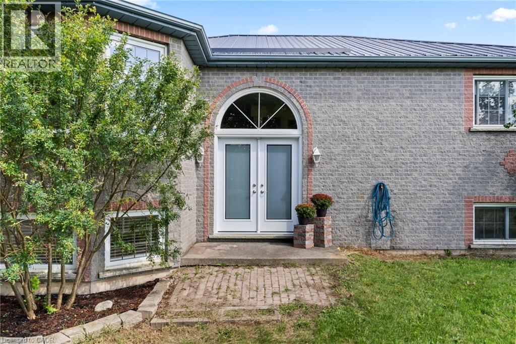 8893 School Road 7, Palmerston, Ontario N0G 2P0 - Photo 2 - 40767953