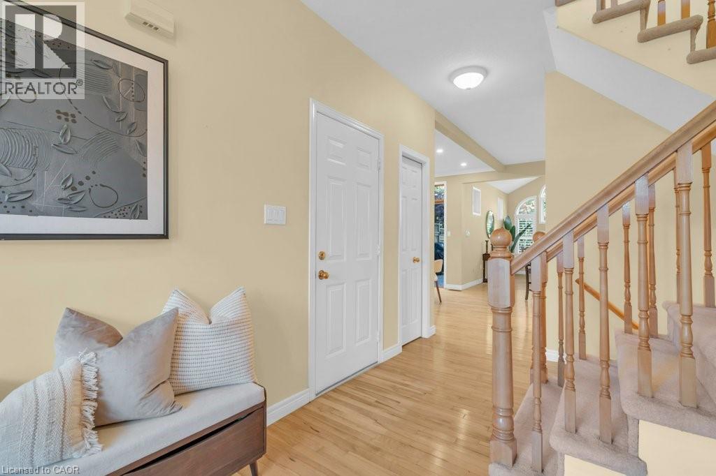 589 Winterburg Walk, Waterloo, Ontario  N2V 2M8 - Photo 8 - 40777550