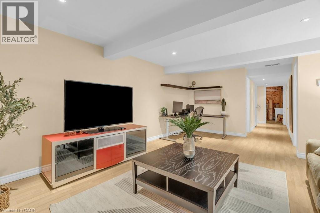 589 Winterburg Walk, Waterloo, Ontario  N2V 2M8 - Photo 30 - 40777550