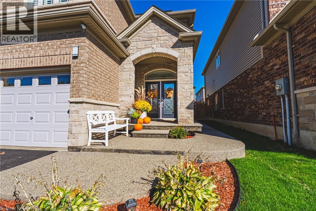 68 Kinsman Drive, Binbrook, Ontario L0R 1C0 - Photo 3 - 40779500