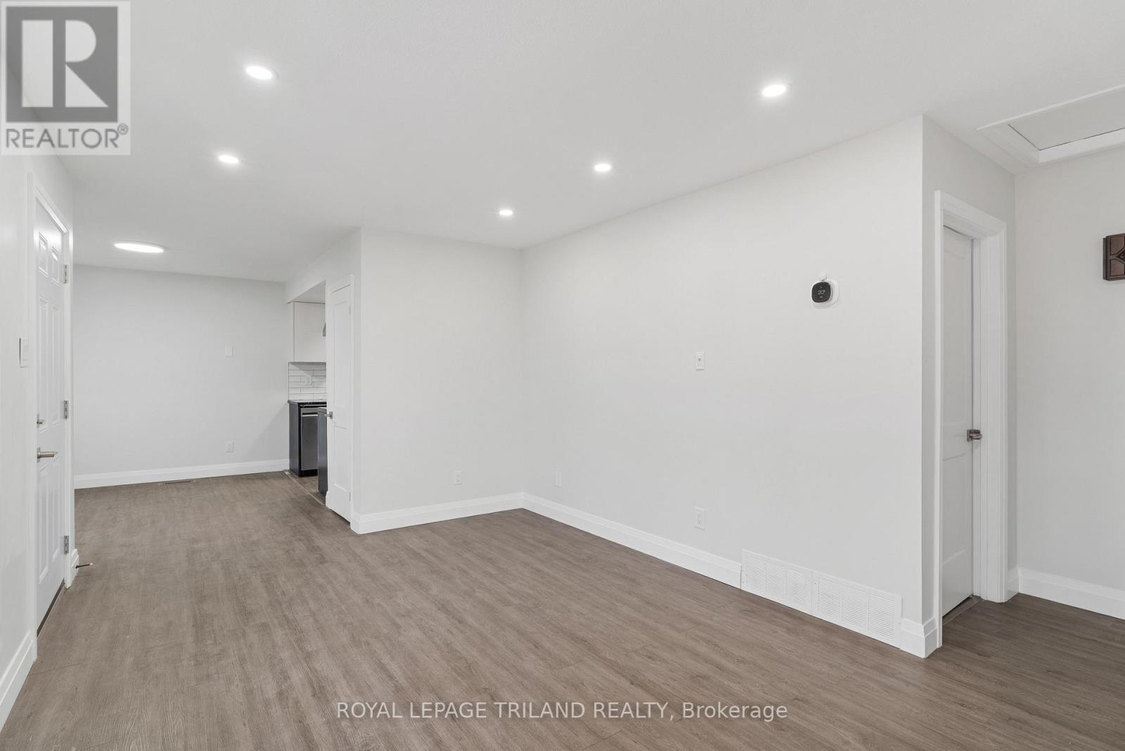 32 Parish Street, St. Thomas, Ontario  N5R 4W8 - Photo 7 - X12609024