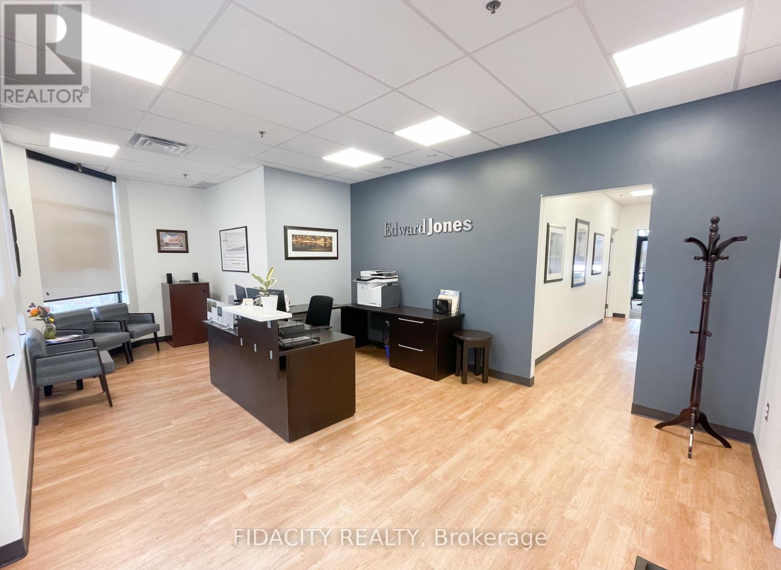 G - 75 Colonnade Road, Ottawa, Ontario  K2E 0A8 - Photo 2 - X12608950