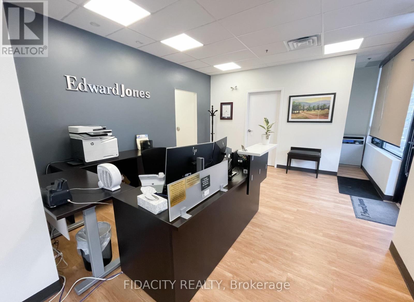 G - 75 Colonnade Road, Ottawa, Ontario  K2E 0A8 - Photo 3 - X12608950