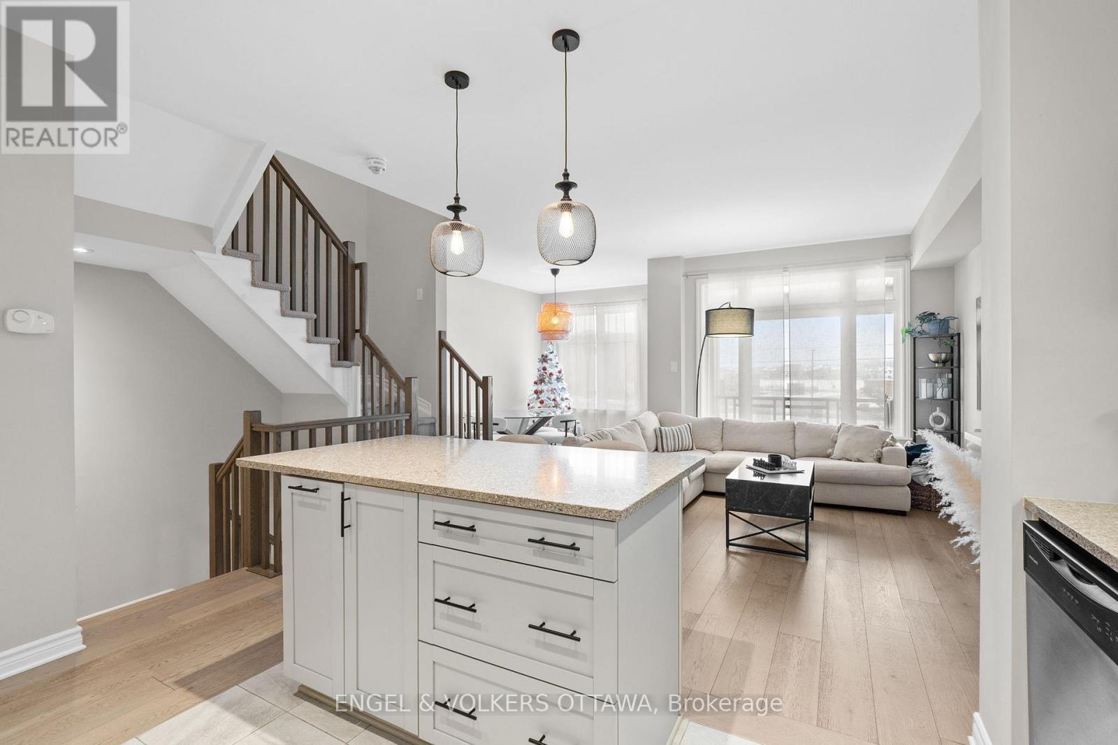 39 Stockholm Private, Ottawa, Ontario  K4M 0G9 - Photo 10 - X12609042