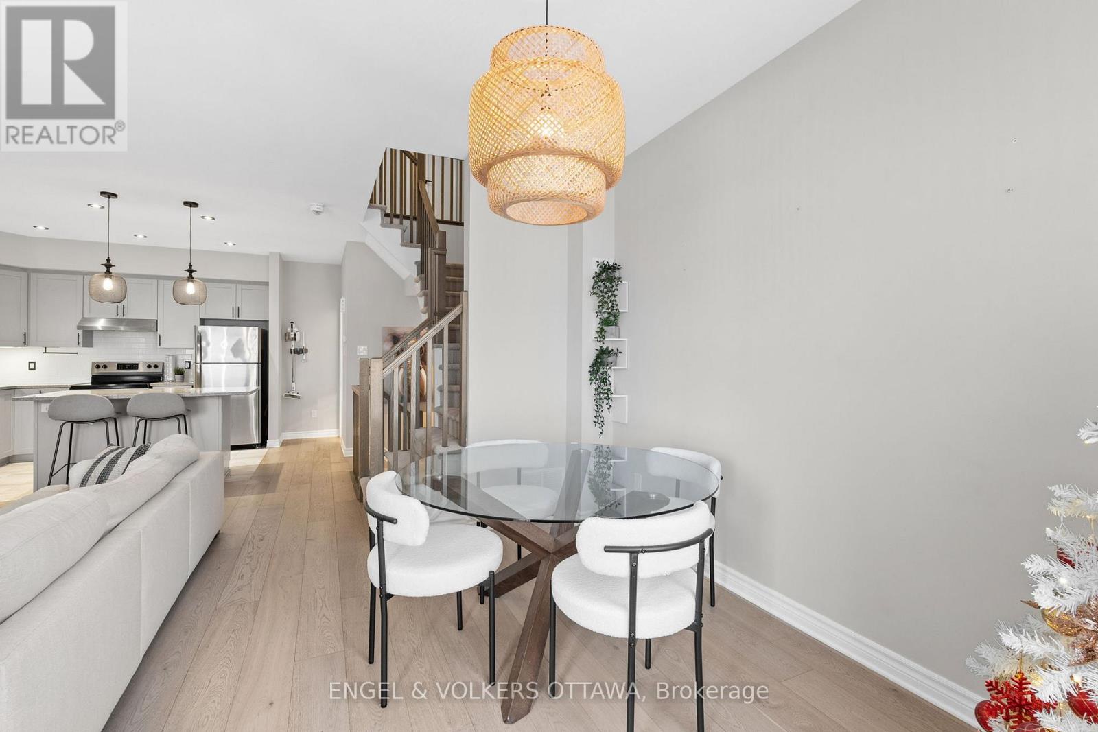 39 Stockholm Private, Ottawa, Ontario  K4M 0G9 - Photo 14 - X12609042