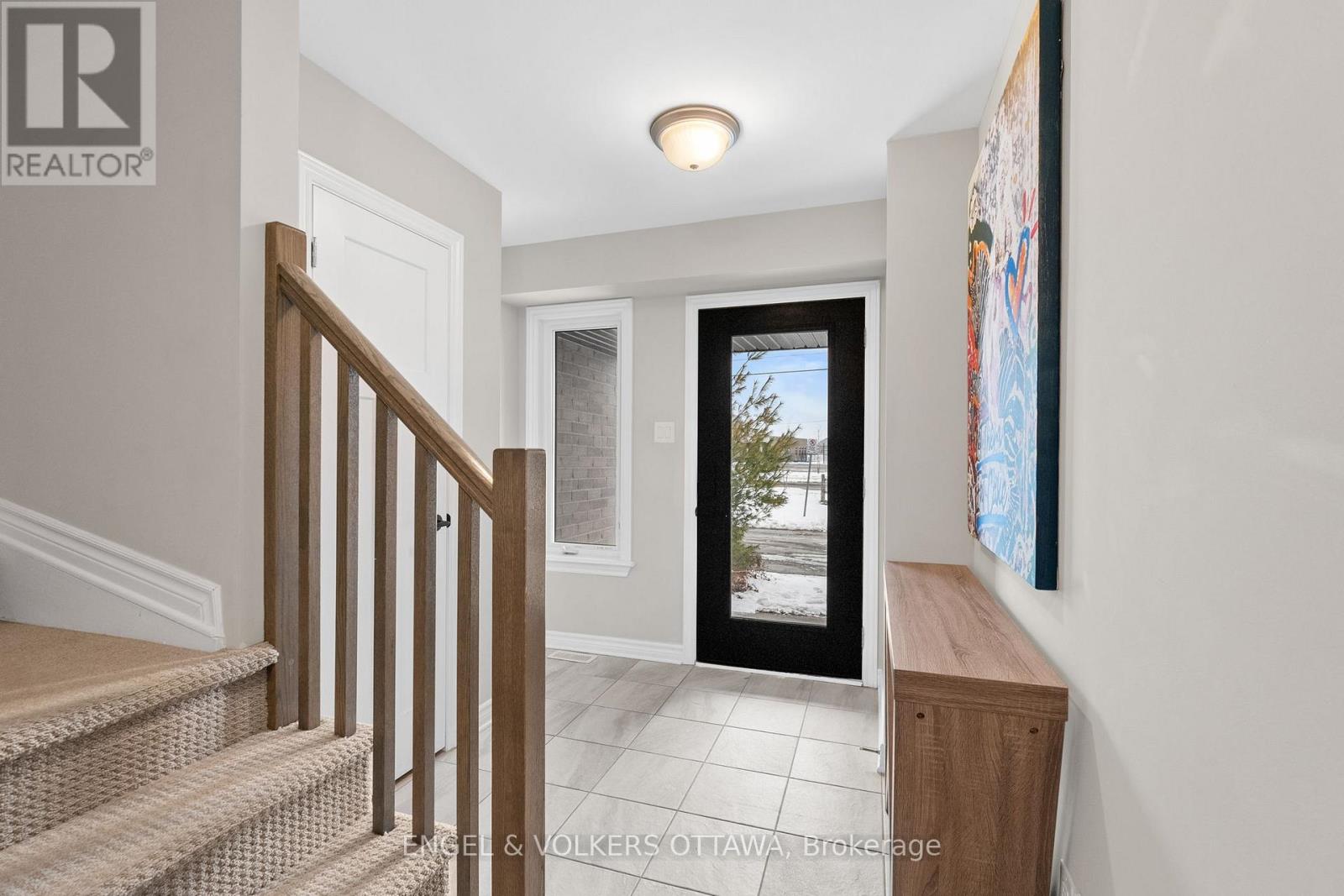 39 Stockholm Private, Ottawa, Ontario  K4M 0G9 - Photo 3 - X12609042