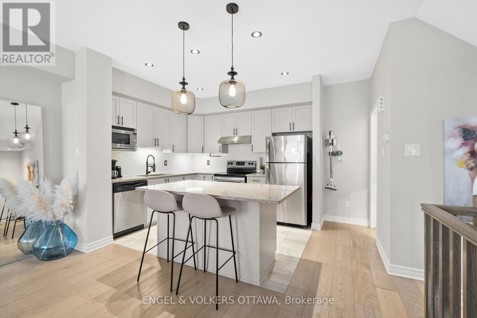 39 Stockholm Private, Ottawa, Ontario  K4M 0G9 - Photo 7 - X12609042