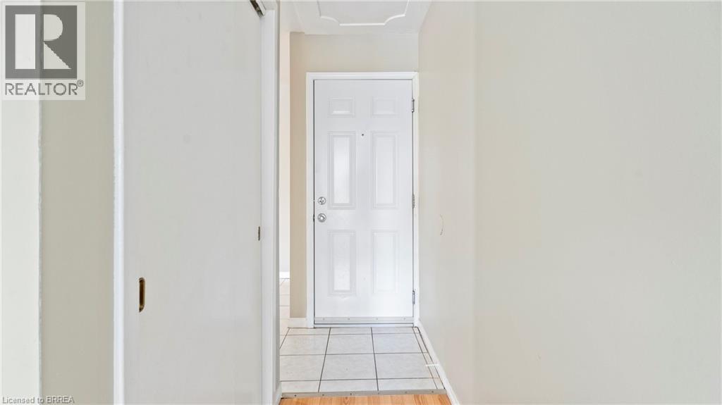 994 Colborne Street E Unit# #3, Brantford, Ontario  N3T 5L7 - Photo 4 - 40792737