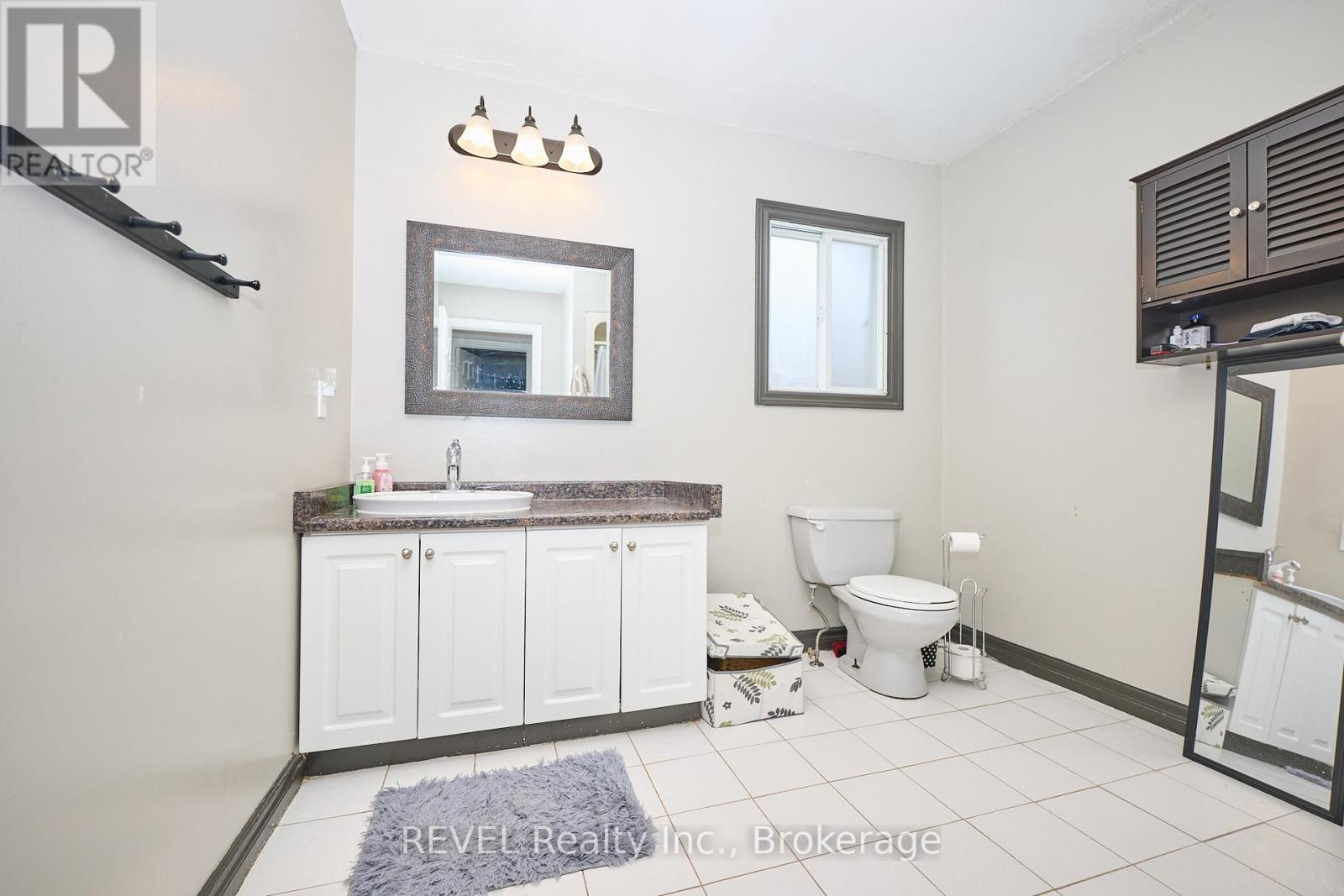 6615 Harper Drive, Niagara Falls, Ontario  L2E 7H7 - Photo 23 - X12608990