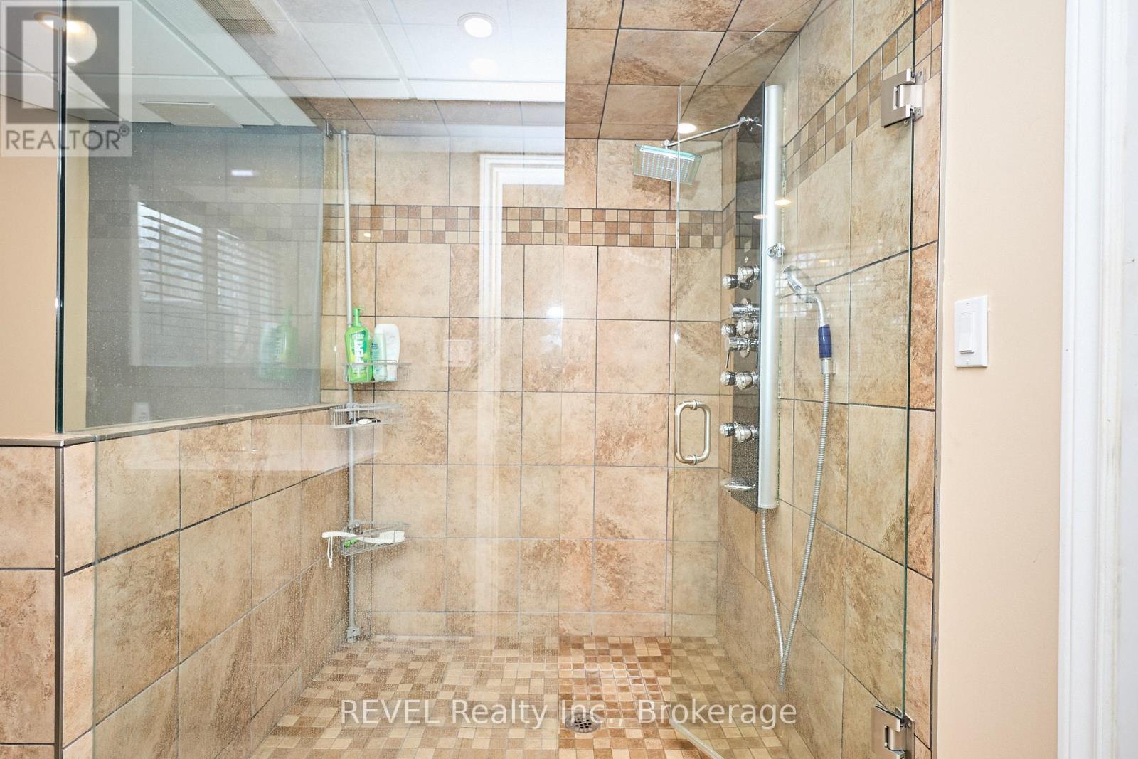 6615 Harper Drive, Niagara Falls, Ontario  L2E 7H7 - Photo 35 - X12608990