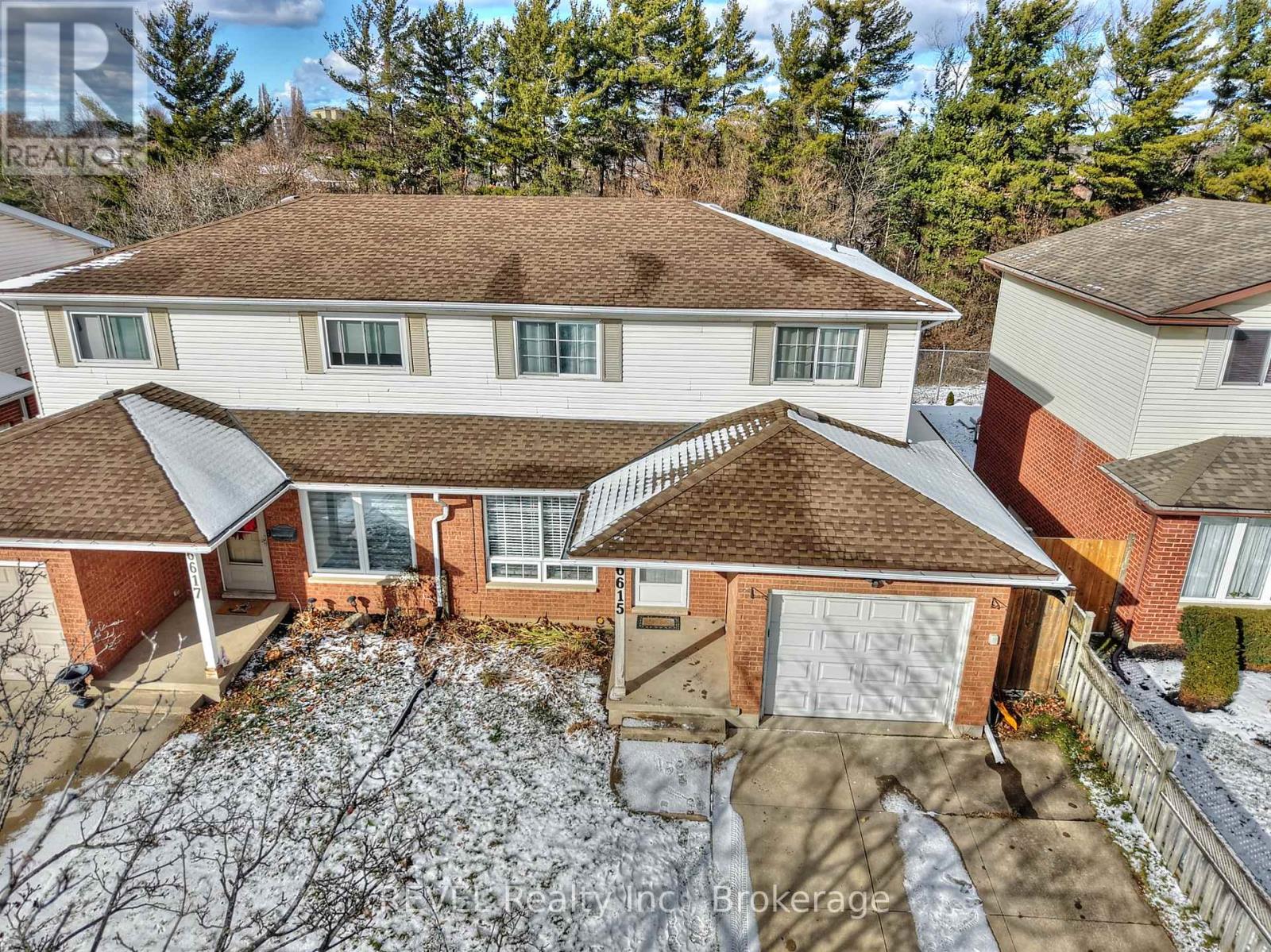 6615 Harper Drive, Niagara Falls, Ontario  L2E 7H7 - Photo 4 - X12608990