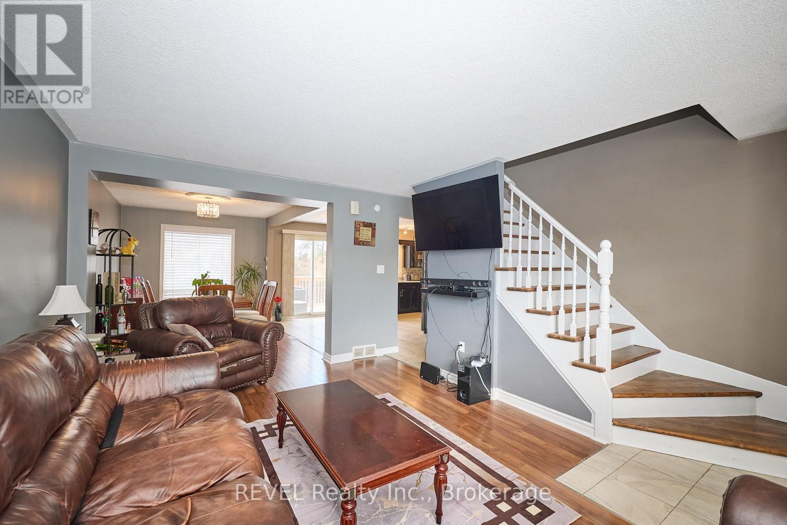 6615 Harper Drive, Niagara Falls, Ontario  L2E 7H7 - Photo 7 - X12608990