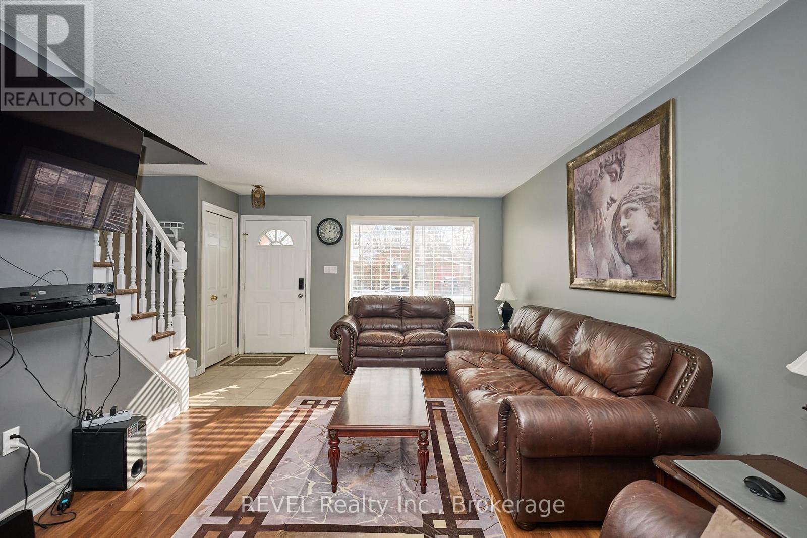 6615 Harper Drive, Niagara Falls, Ontario  L2E 7H7 - Photo 8 - X12608990
