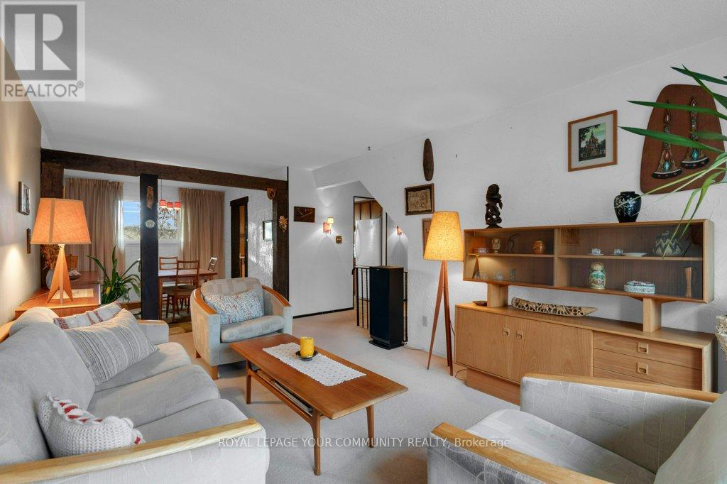 28 Stately Way, Markham, Ontario  L3T 3Z8 - Photo 8 - N12593362