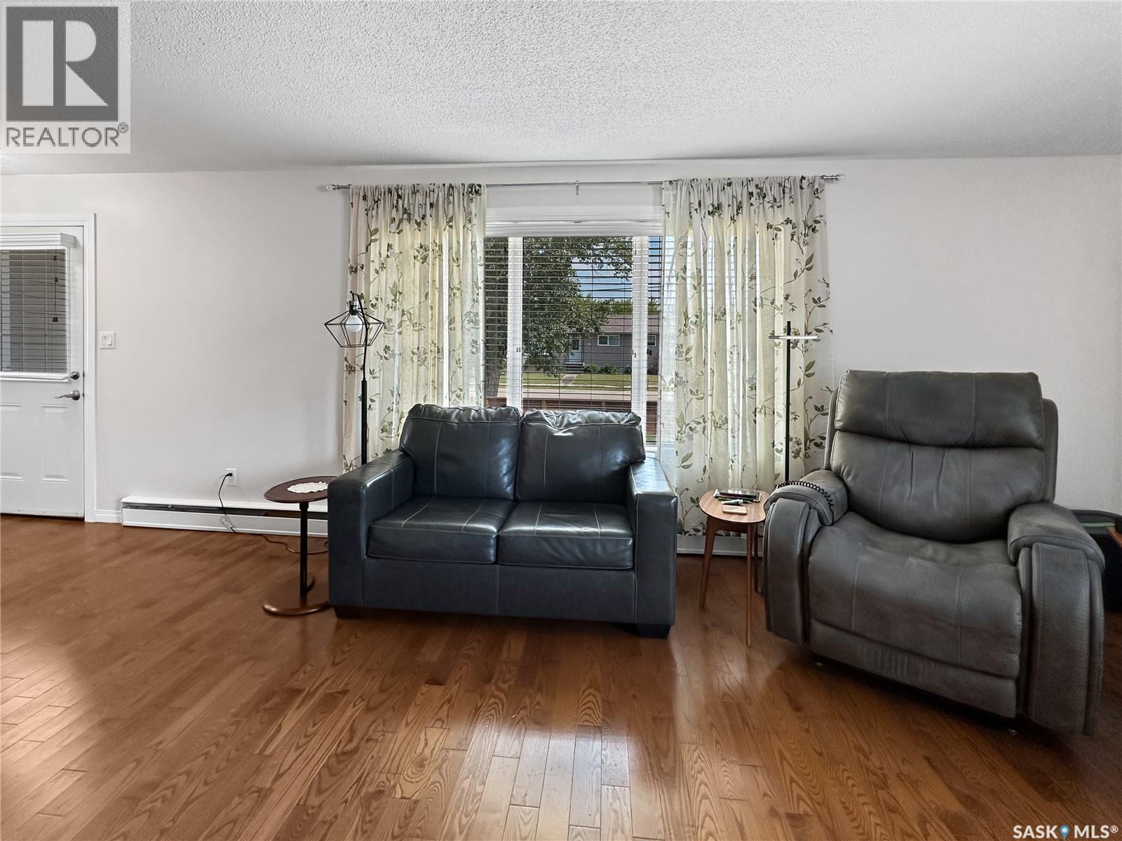 614 Godkin Avenue, Balcarres, Saskatchewan  S0G 0C0 - Photo 7 - SK014183