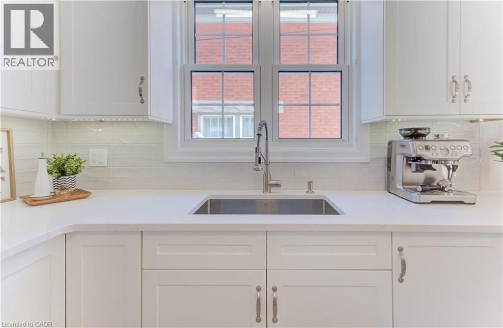 56 Lydia Street, Kitchener, Ontario  N2H 1V5 - Photo 16 - 40790312