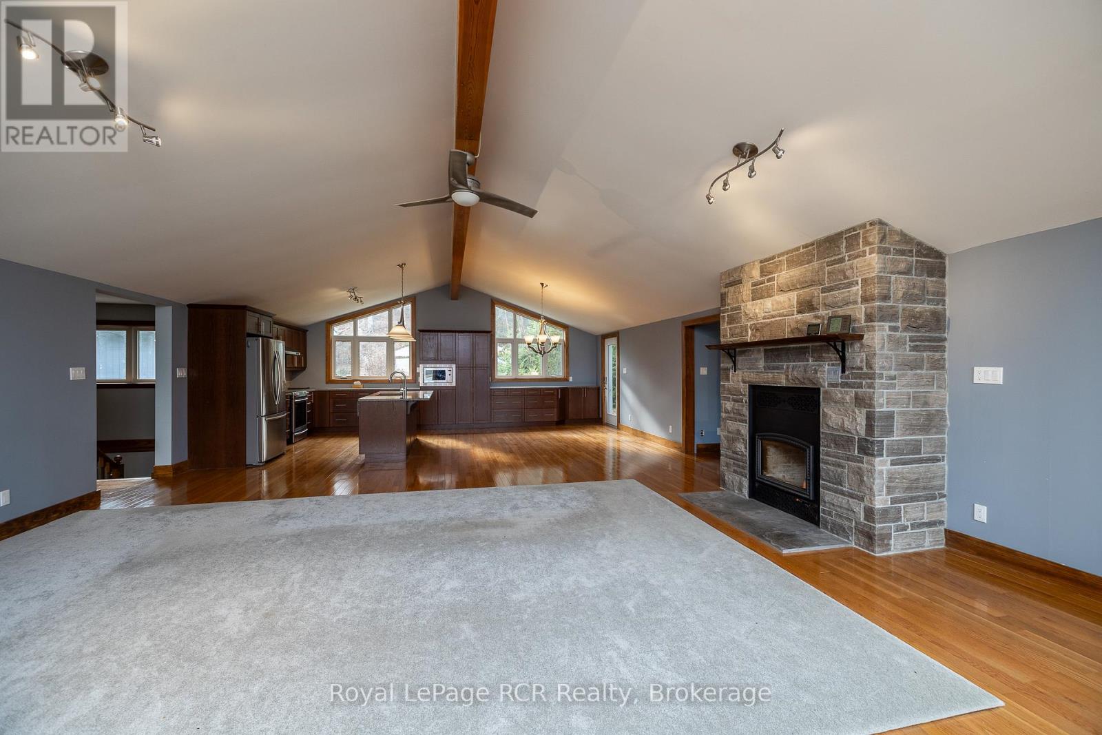 123 Lakeview Road, Grey Highlands, Ontario  N0C 1M0 - Photo 7 - X12608956